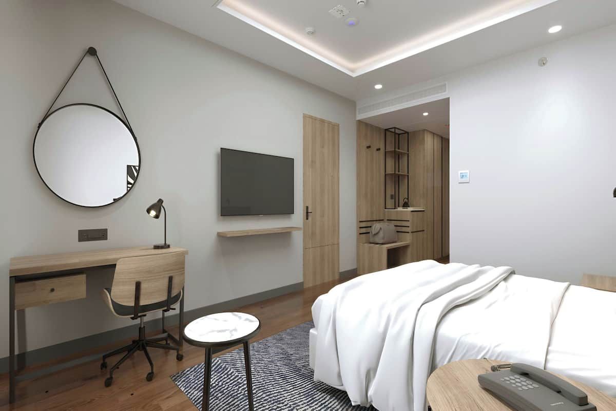 Standard Room, 1 King Bed (City View) | Soundproofing, iron/ironing board, WiFi (free)