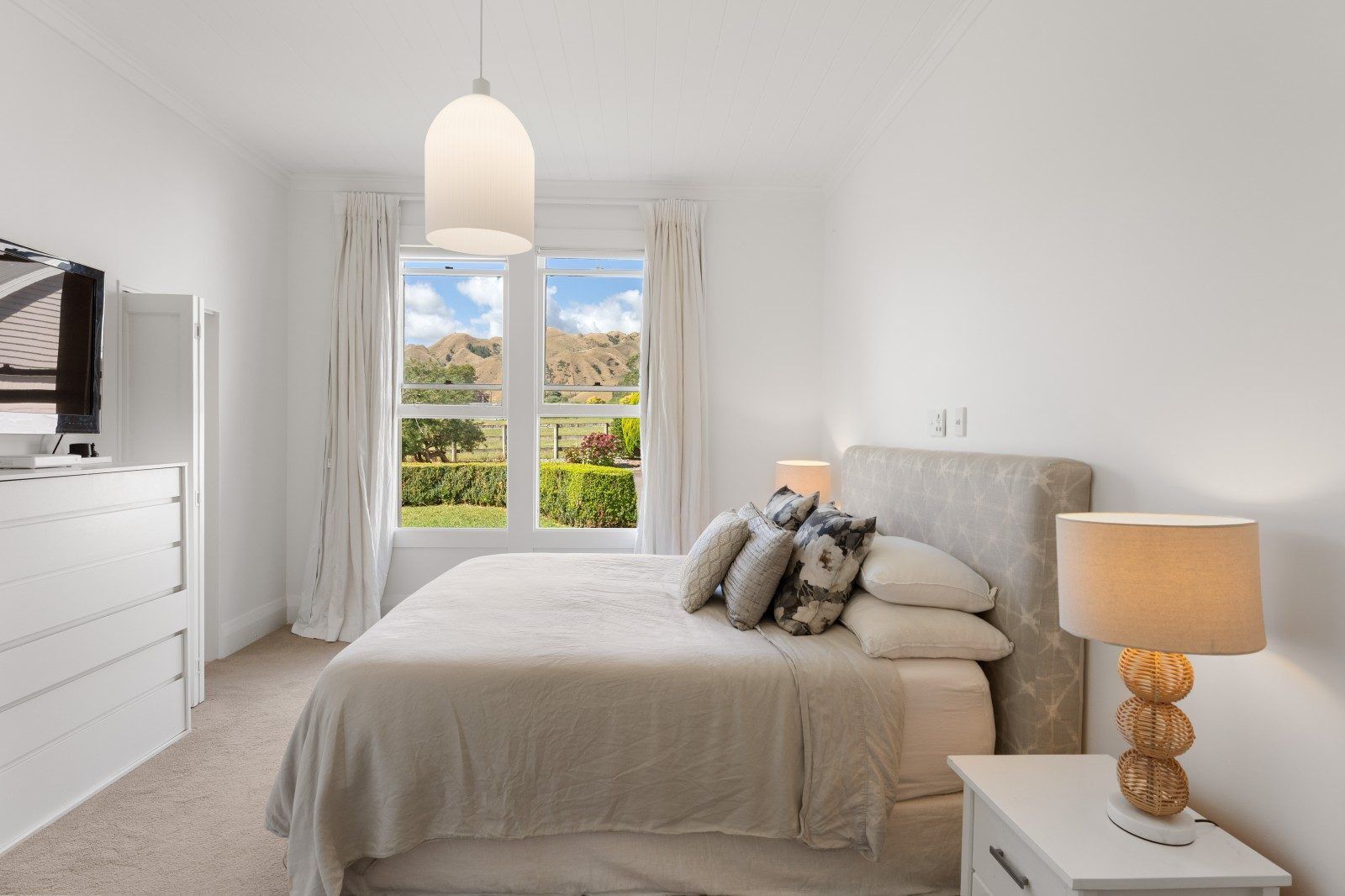 4 chambres, fer et planche à repasser, Wi-Fi gratuit, draps fournis