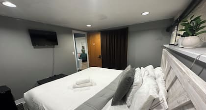 4-bedroom apartment in delightful Bridgeport with AC