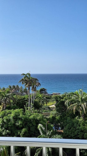 Apartamento de Ensueño en Belair Frente al Mar