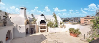 6 bedroom amazing home in Noto