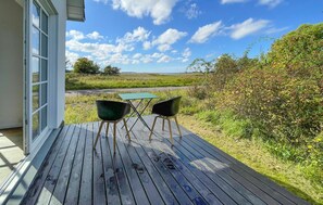 Outdoor dining - 2 bedroom nice home in Harpelunde (Harpelunde)