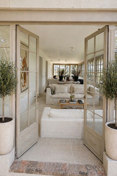 Casa da Lagoa - Where the Lagoon Meets the Ocean • 4 en-suites - BBQ - Garden