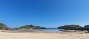 Villa Playa de Barro – Jardín privado junto al mar