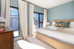 2 chambres, fer et planche à repasser, accès au Wi-Fi (inclus)