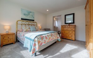 4 soverom, strykejern/-brett, reiseseng for barn og wi-fi