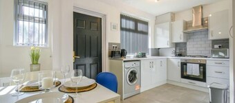 Heart Of Blackburn: Modern Home