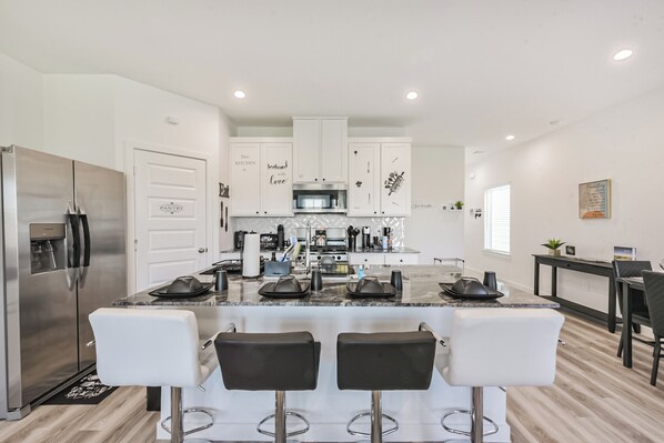 Microwave, oven, stovetop, dishwasher