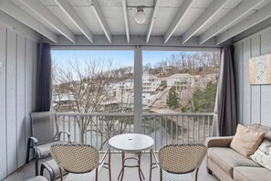 Smart TV, videojuegos y libros 