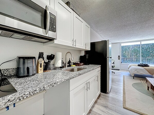 Microwave, stovetop