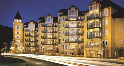 3 bedroom 3.5 bath villa in wonderful Vail with ski-in ski-out