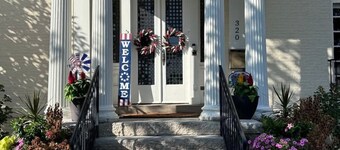 Enjoyable bed & breakfast within a historic home in downtown Lebanon