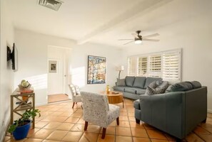 Smart TV, livros, monitores de computador