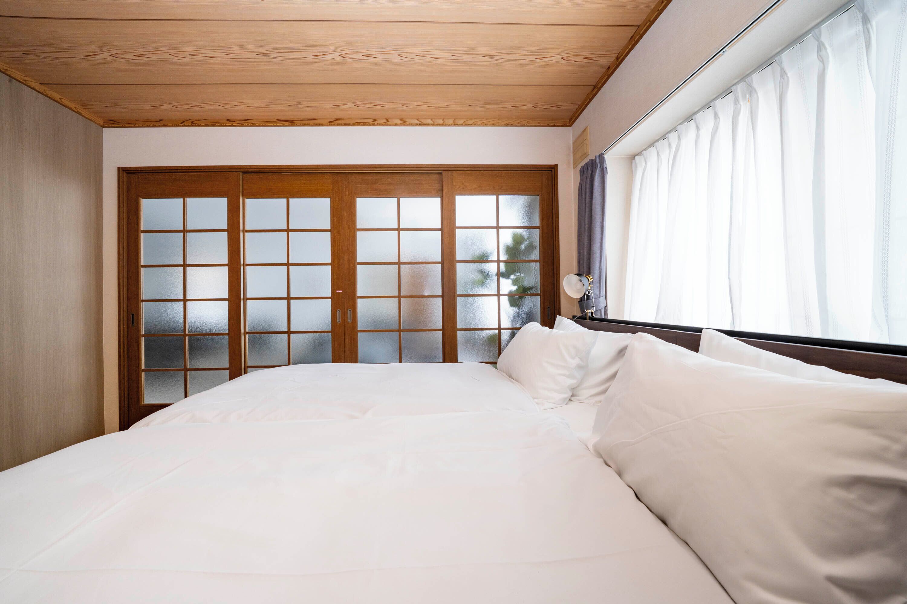 Tabla de planchar con plancha y wifi gratis 