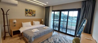 Mirage Taiaa Hotel Apartments