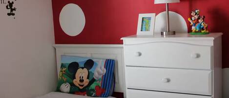 4 Schlafzimmer, Bügeleisen/Bügelbrett, WLAN, Bettwäsche