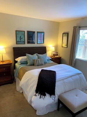 2 chambres, fer et planche à repasser, accès à Internet, literie fournie