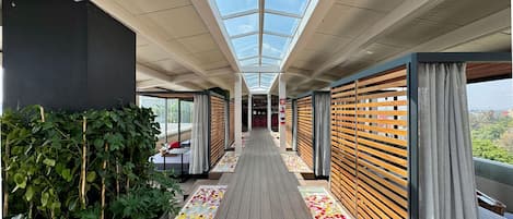 Bar (in der Unterkunft)