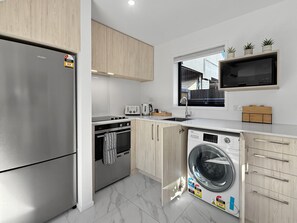 Microwave, oven, stovetop, dishwasher