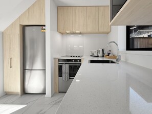 Microwave, oven, stovetop, dishwasher