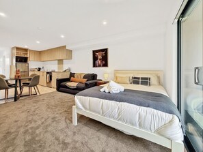 1 bedroom, iron/ironing board, WiFi, bed sheets