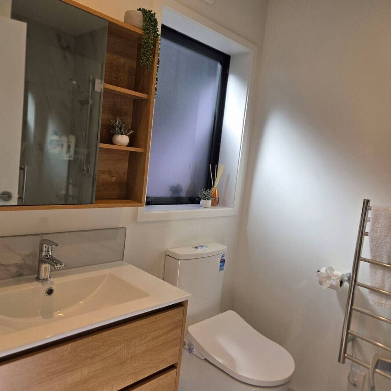 Hair dryer, towels