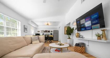 Drift & Dream Getaway•Pet-Friendly•Near Springs