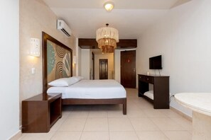 In-room safe, free WiFi