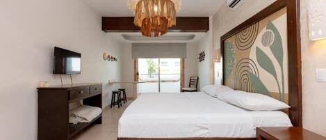 客房内保险箱、免费 WiFi