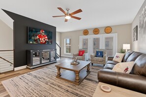 Smart TV, books, computer monitors