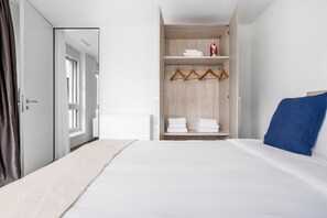 1 多间卧室、熨斗/熨衣板、WiFi、床单