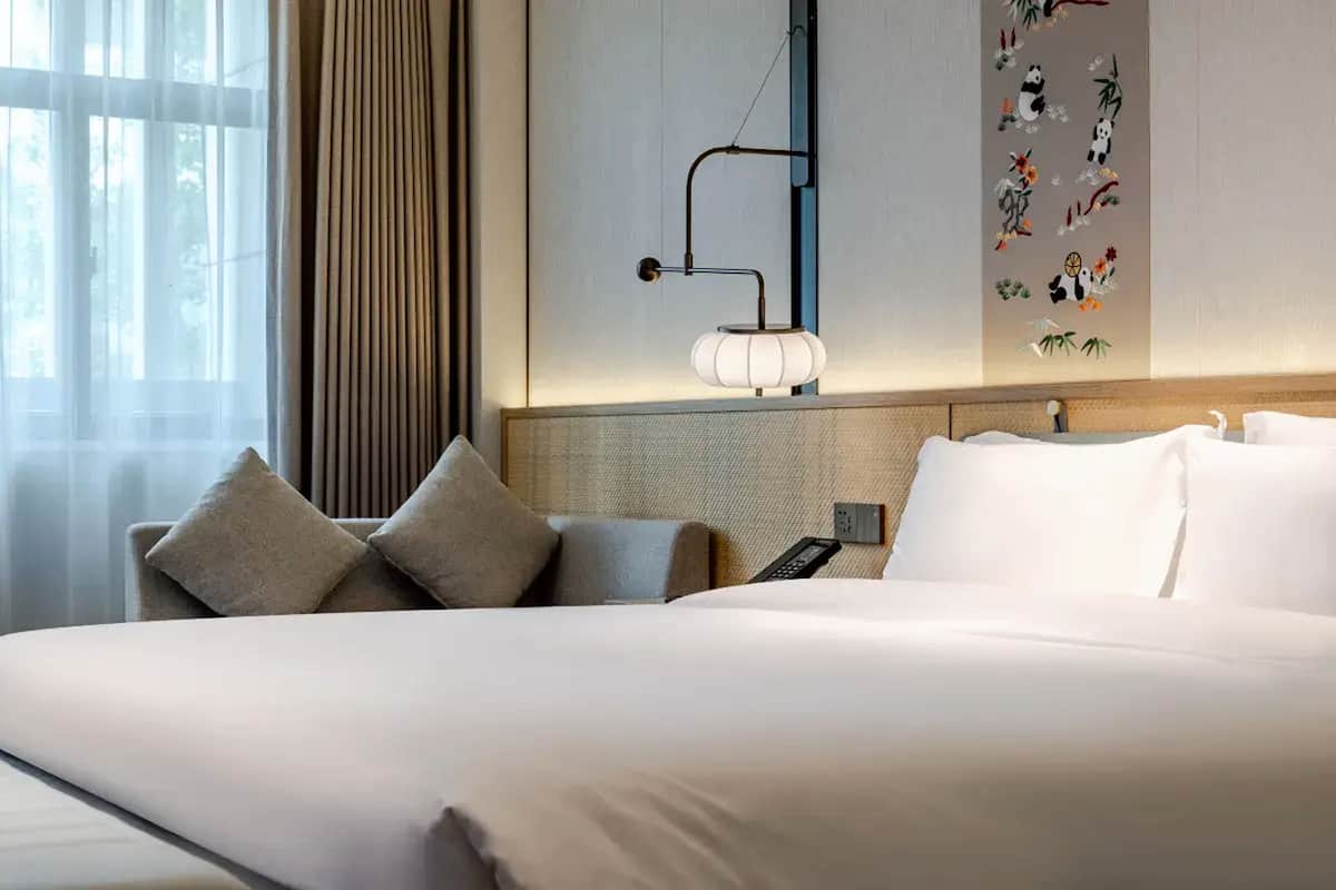 Luxury Room | Desk, laptop workspace, blackout drapes, soundproofing