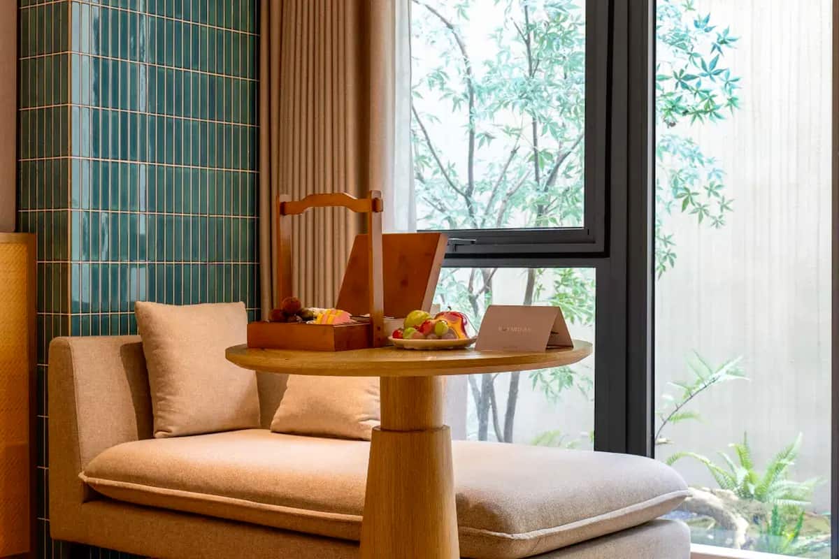 Premier Room | Desk, laptop workspace, blackout drapes, soundproofing