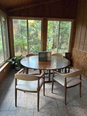 تناول الطعام