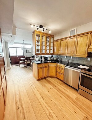 Microwave, oven, stovetop, dishwasher