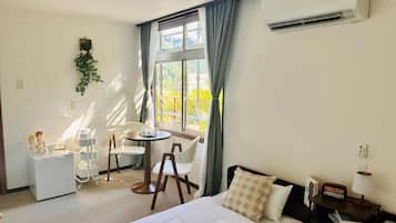 Superior Twin Room, Mountain View | Blackout curtains, soundproofing, free WiFi