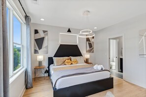 4 soverom, strykejern/-brett, wi-fi (inkludert) og sengetøy