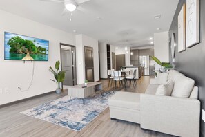 Apartment | Living area