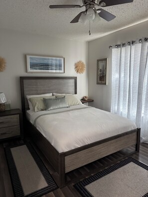 2 chambres, fer et planche à repasser, Wi-Fi gratuit, draps fournis