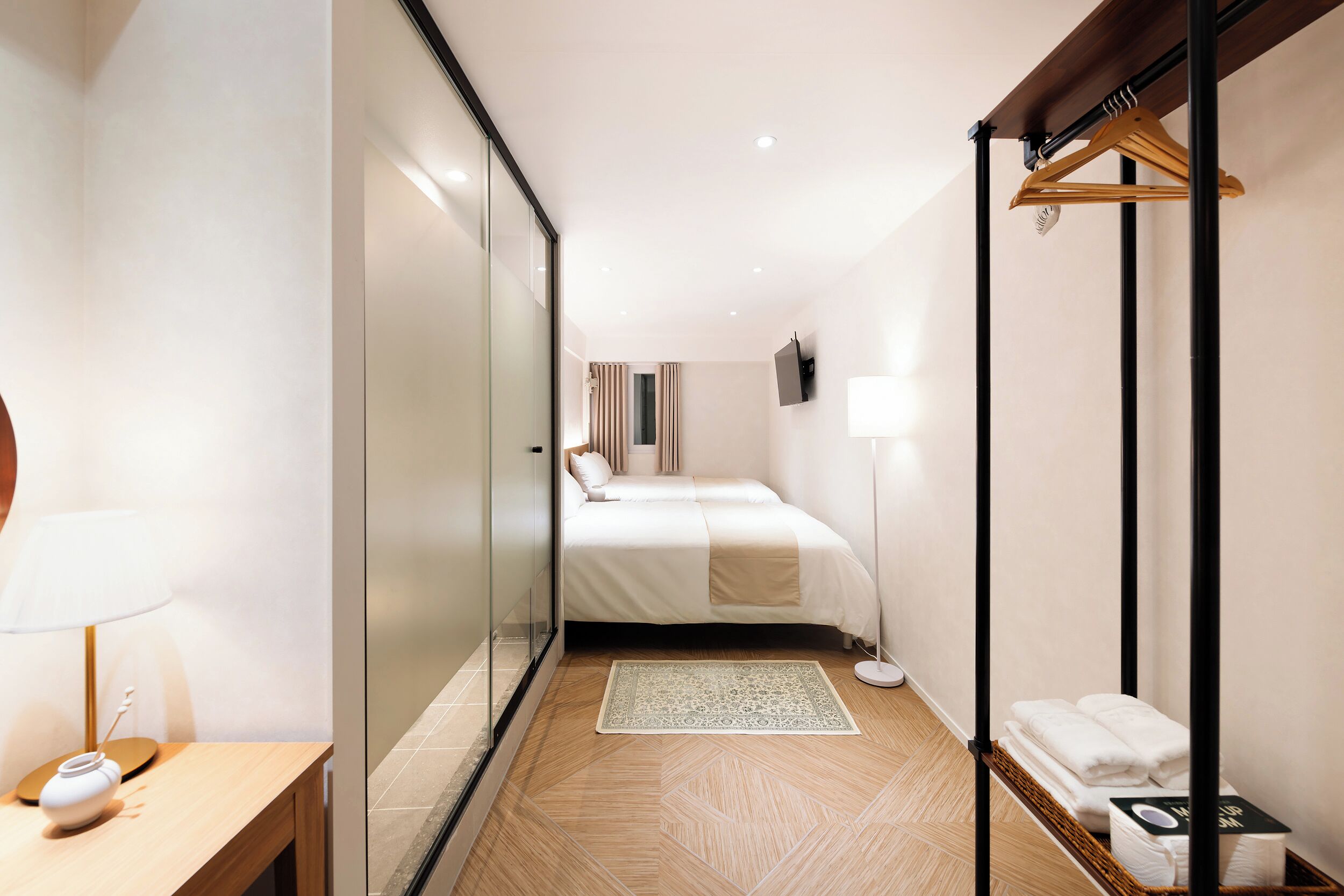 Quarto duplo família | Wi-Fi de cortesia, roupa de cama