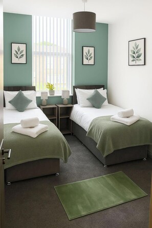 2 chambres, fer et planche à repasser, Wi-Fi, literie fournie