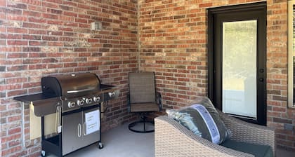DEER LAKE CABIN NEWLY BUILT with Fireplace