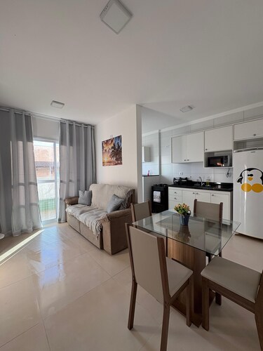 Beautiful apartment in the center with sea view