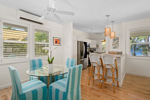 2BR Ocean View Baby Beach Cottage