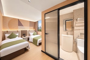 Deluxe Twin Room - A Hotel Farrer Park - Newly Renovated (Singapore)
