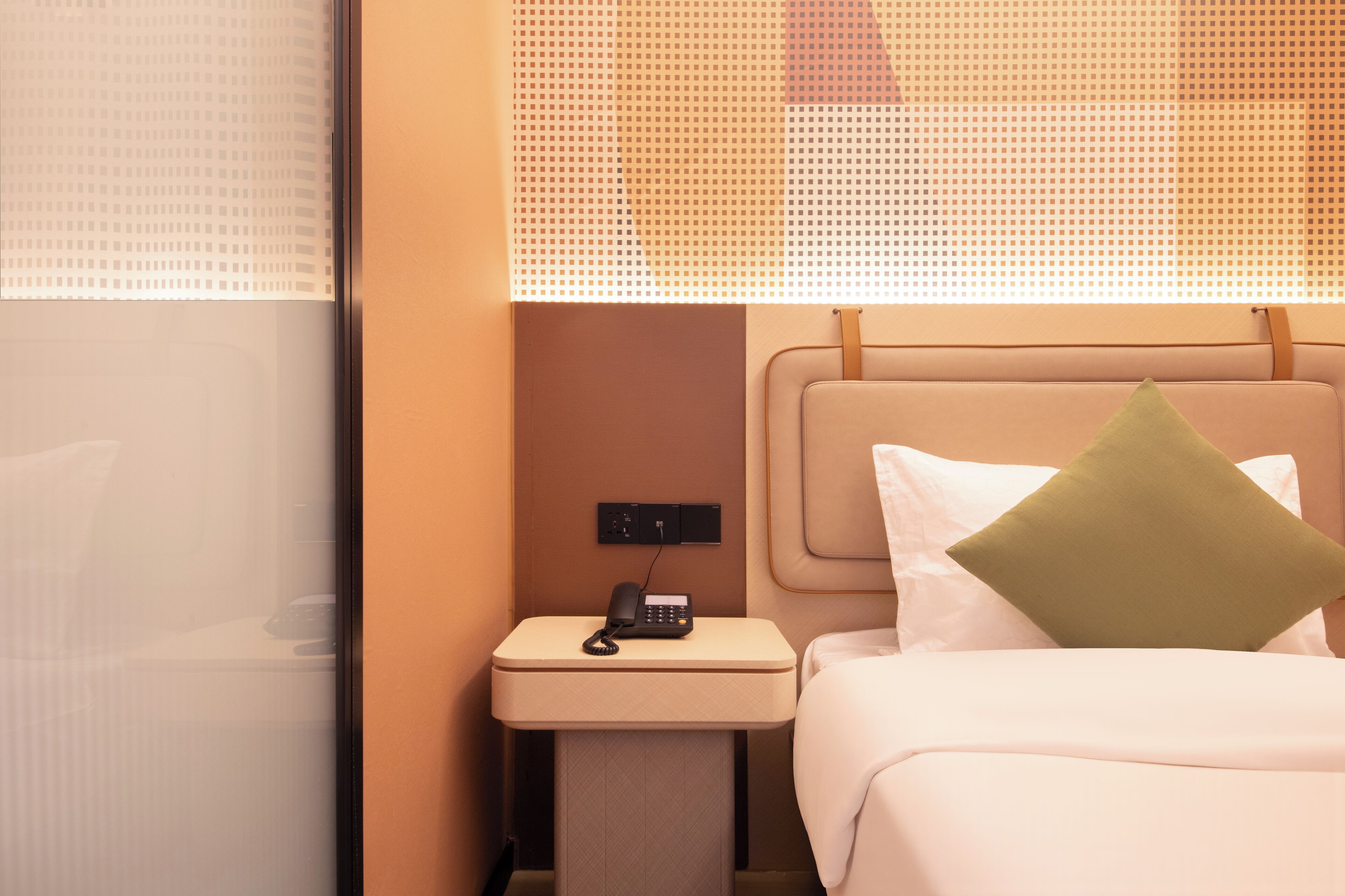 免費迷你吧、書桌、筆電工作空間、免費無線上網