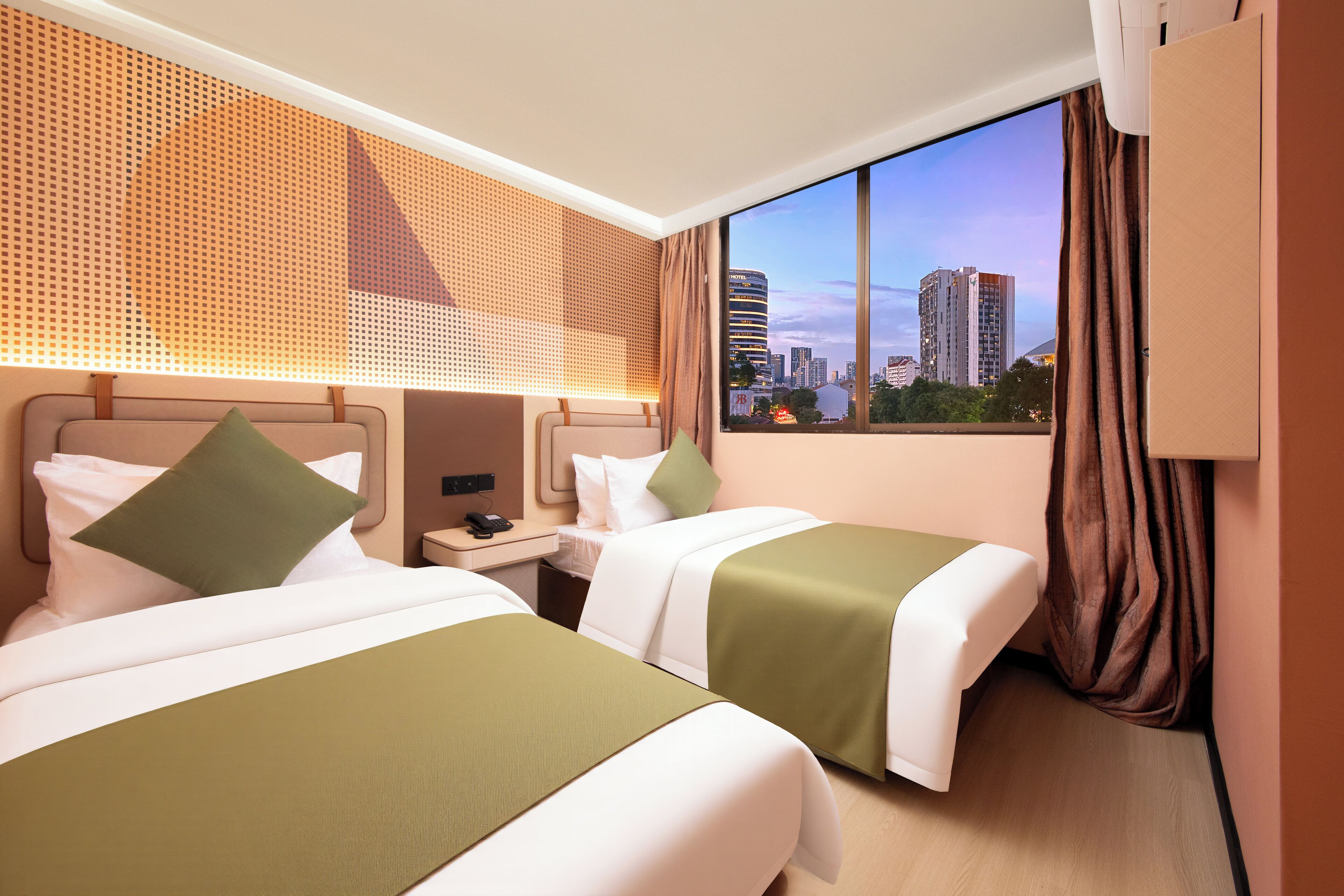 免費迷你吧、書桌、筆電工作空間、免費無線上網