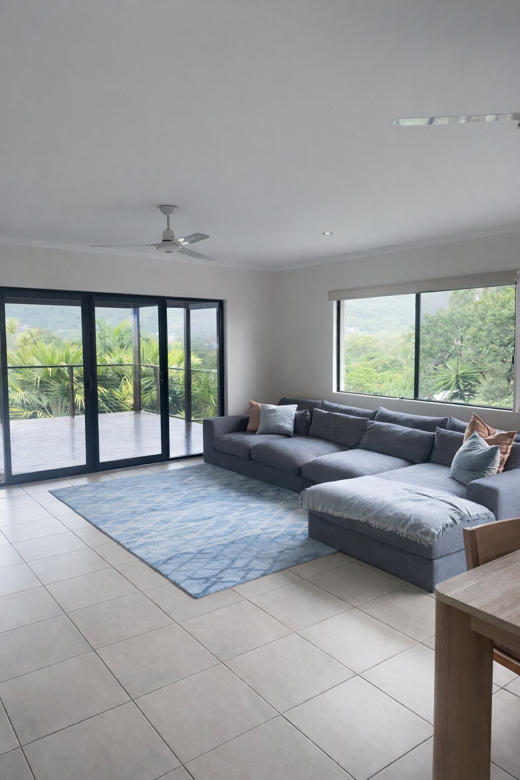 Gateway To The Whitsundays  Boat & Caravan Parking Wash-down Pet Friendly Home - Whitsundays