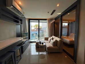 Interior - 1BR with Rooftop Pool & Gym C191 (Kamala)