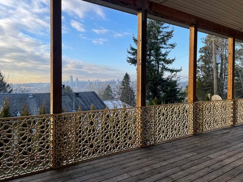 3 Bed Suite - Best View In Town!